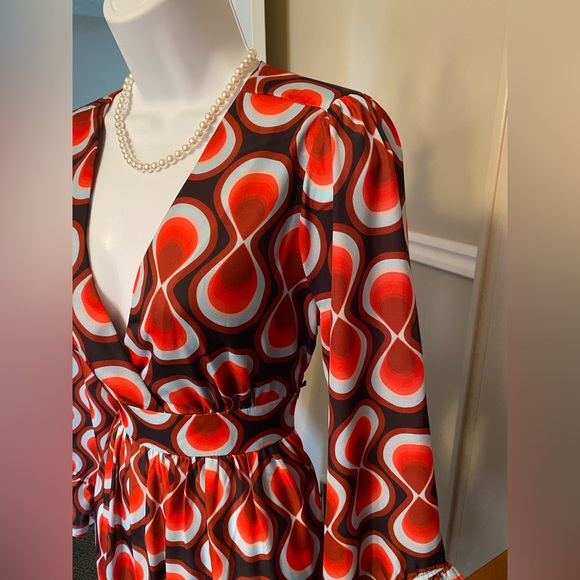 NWT ~ UNIQUE VINTAGE MOD MAXI DRESS ~ GROOVY MAN! - Picture 5 of 7
